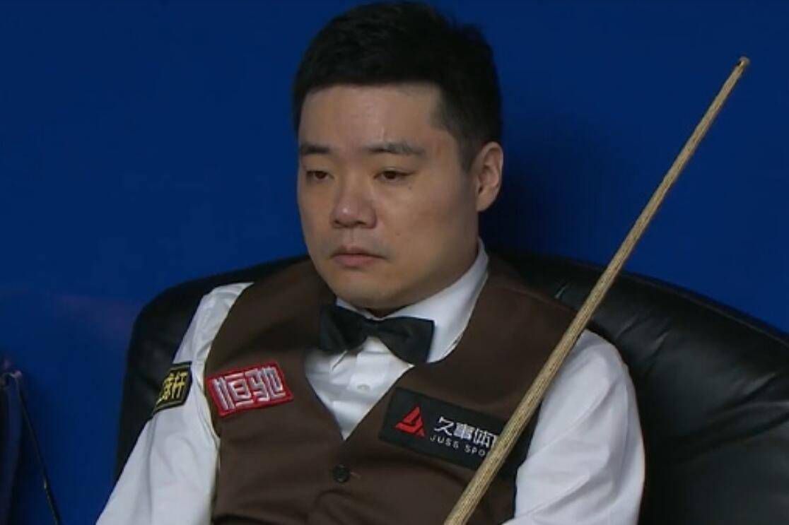 在线午夜视频